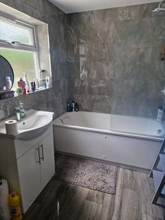 House share to rent, Sunny Gardens Road