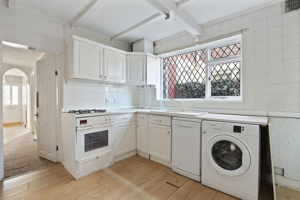 08-5a83 JHProp Wpen - 350 Blandford Road - 24 (1)-me