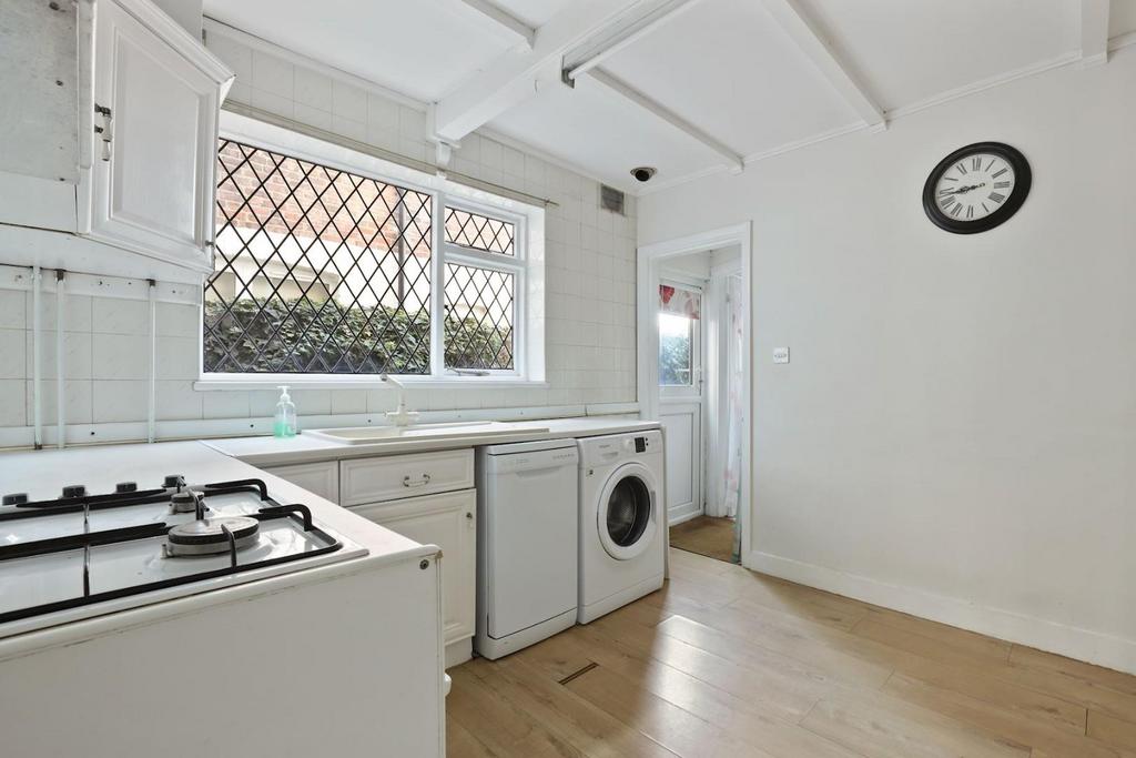 06-132c JHProp Wpen - 350 Blandford Road - 18 (1)-me