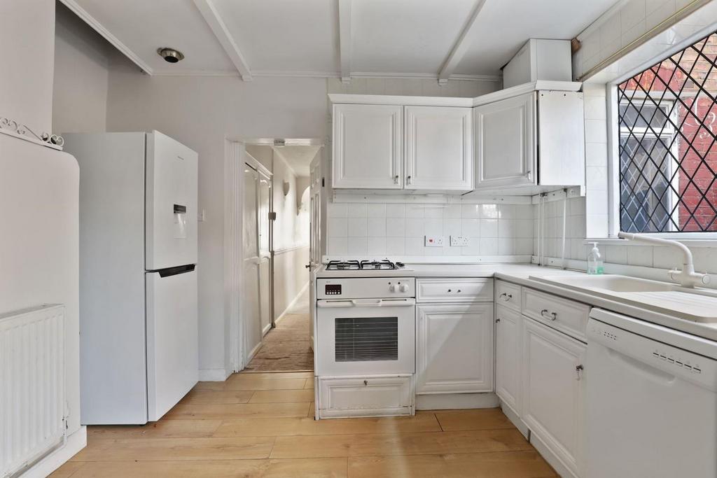 09-5ee0 JHProp Wpen - 350 Blandford Road - 27 (1)-me