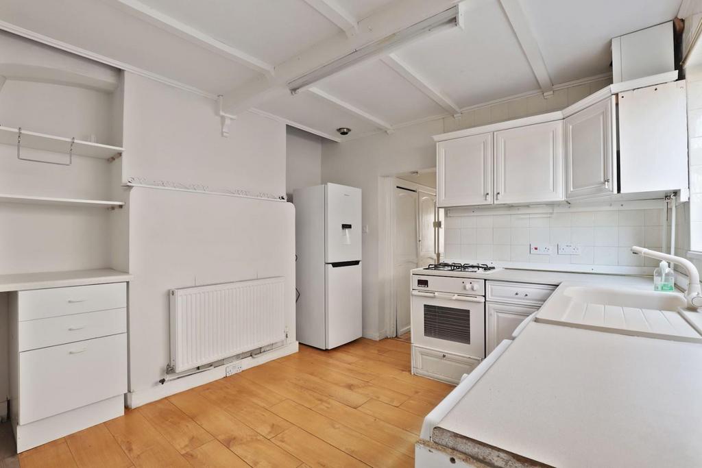 10-b9c2 JHProp Wpen - 350 Blandford Road - 30 (1)-me