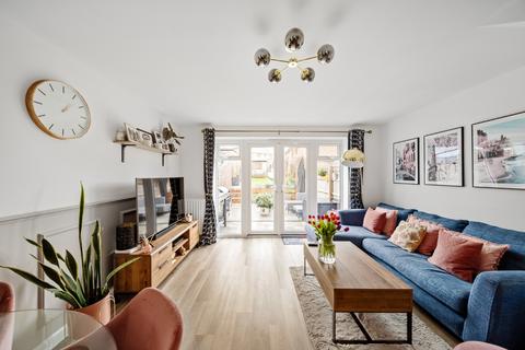 6 Plough Road, Gravesend, DA11 7GS