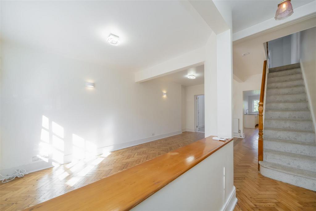 Davidson Frost-Wellings, DFW, Green Lane, Stairs.j
