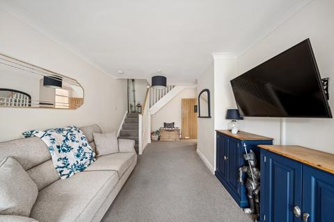 17 Edgehill Gardens, Istead Rise, Gravesend, DA13 9JU