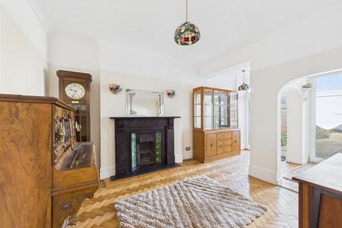 undefined, Blundell Avenue, Porthcawl CF36
