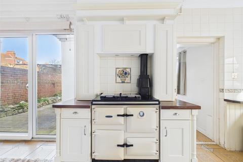 undefined, Blundell Avenue, Porthcawl CF36