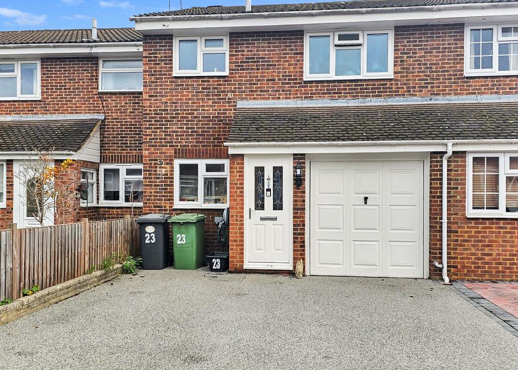 23 Elm Close