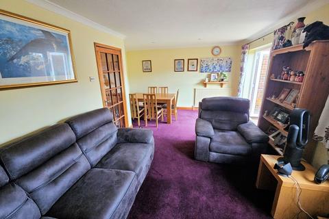 3 bedroom terraced house for sale, 23 Elm Close, Bordon