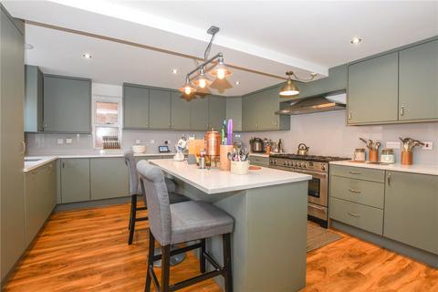 18 Arbery Way, Arborfield, Reading, RG2 9FG