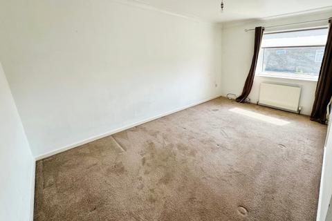 61 Bermuda Close, Basingstoke, RG24 9PE