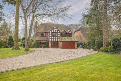 5 bedroom detached house for sale, Old Slade Lane, Richings Park SL0