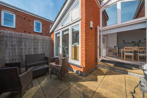 undefined, Reading Road, Henley-On-Thames, RG9