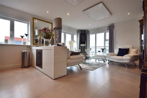 2 bedroom apartment for sale, The Bar, City Centre, Newcastle Upon Tyne, NE1