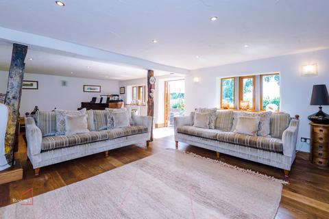 5 bedroom semi-detached house for sale, New Road, Anderton, Chorley, Lancashire, PR6