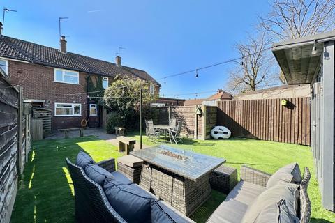 2 bedroom terraced house for sale, Guildford Close, Stockport SK1