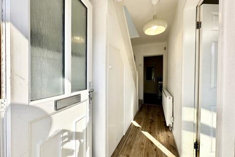 2 bedroom terraced house for sale, Guildford Close, Stockport SK1