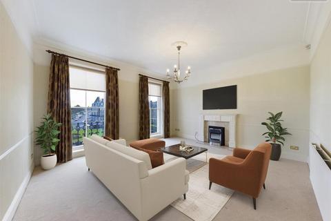2 bedroom flat for sale, Prince Of Wales Apartments , Prince Of Wales Terrace, Scarborough