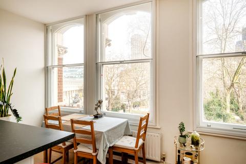 2 bedroom apartment for sale, West Smithfield, London EC1A