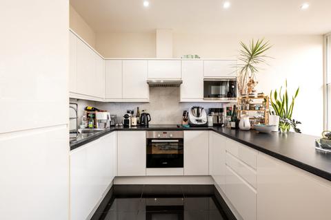 2 bedroom apartment for sale, West Smithfield, London EC1A