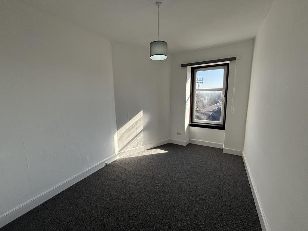 Petershill bedroom2