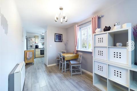 2 bedroom flat for sale, Izod Road, Rugby CV21