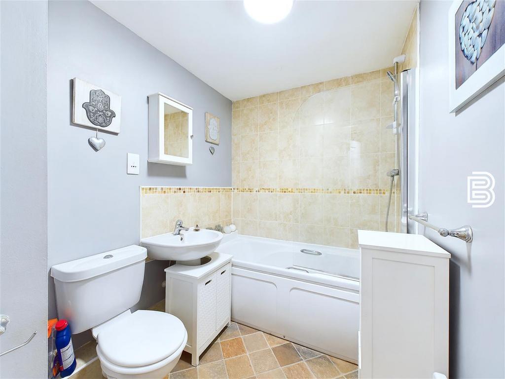 Bathroom.jpg