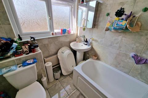 15 Hillcrest Road, Bromley, BR1 4RX