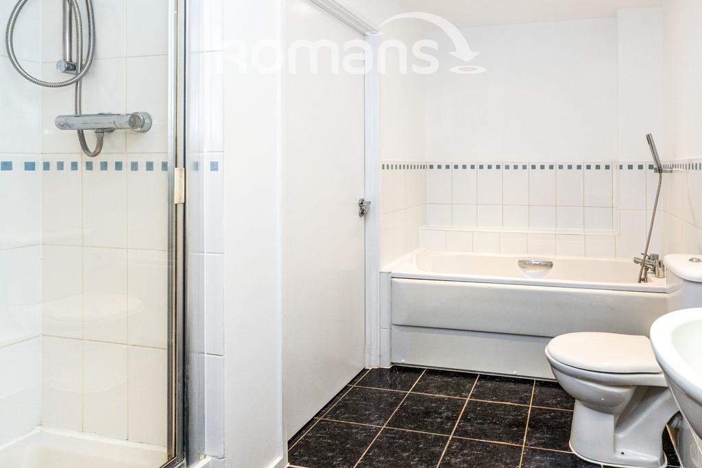 7 - Bathroom