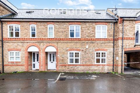 2 bedroom flat to rent, St. Leonards Road, Windsor, SL4