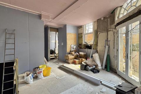 Retail property (high street) to rent, Stoke Newington High Street, London N16