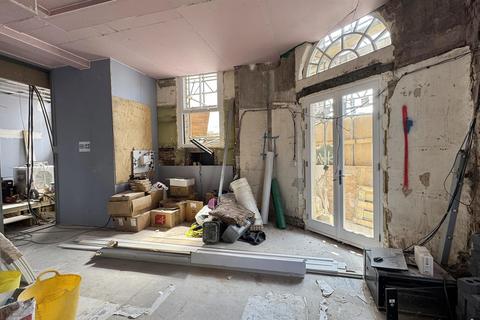 Retail property (high street) to rent, Stoke Newington High Street, London N16