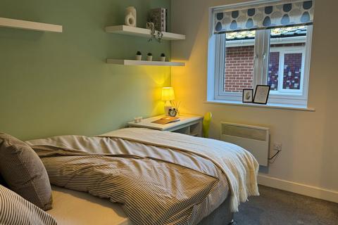 5 bedroom detached house to rent, Varsity Beeston, Fletcher Road, Beeston, Nottingham, NG9
