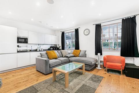 2 bedroom flat for sale, Great North Road, Hatfield, AL9