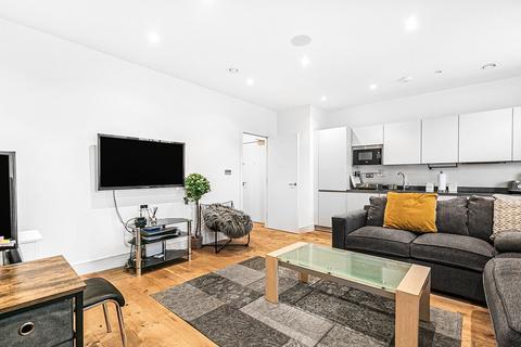 2 bedroom flat for sale, Great North Road, Hatfield, AL9