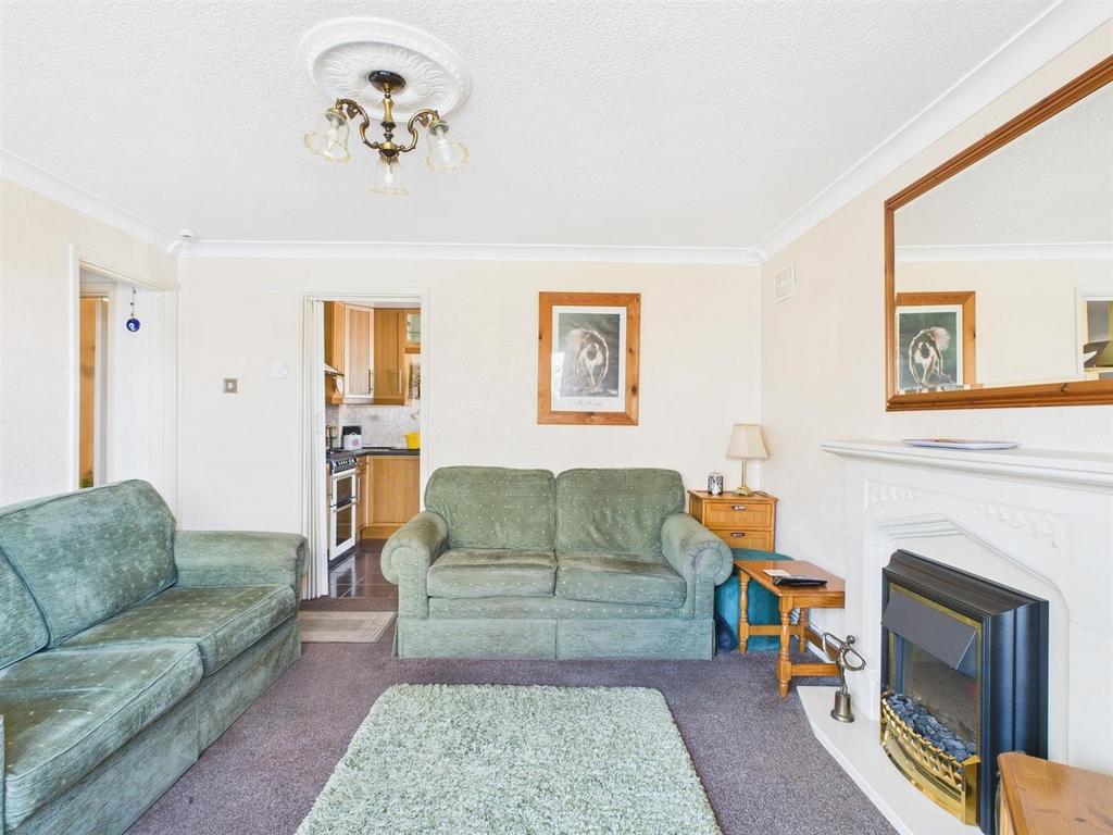 CAM02295 G0-PR0173-STILL006.jpg