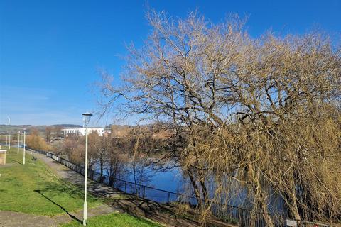 undefined, Pwll-Y-Waun, Porthcawl CF36