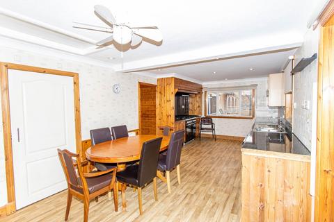 2 bedroom bungalow for sale, Robertsons Lane, Thurso, Highland. KW14 7AD