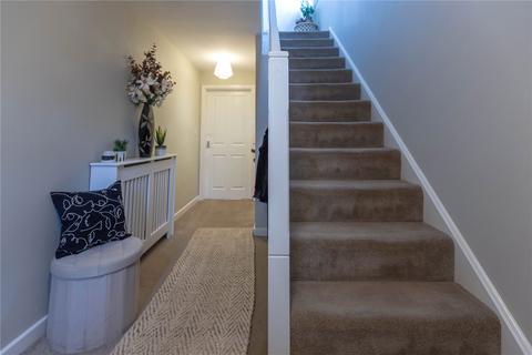 4 bedroom semi-detached house to rent, Willowherb Road, Bristol BS16