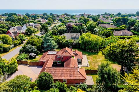 29 Angmering Lane, East Preston, Littlehampton, BN16 2TA
