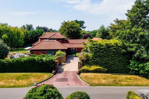 29 Angmering Lane, East Preston, Littlehampton, BN16 2TA