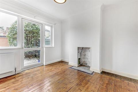 3 bedroom end of terrace house for sale, Bramdean Crescent, London SE12