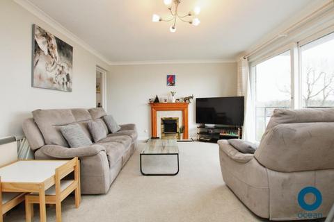 2 bedroom apartment to rent, Westover Gardens, Bristol BS9