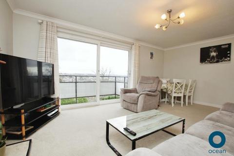2 bedroom apartment to rent, Westover Gardens, Bristol BS9