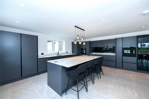 4 bedroom detached house for sale, High Street, Walcott, Lincoln, Lincolnshire, LN4