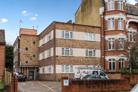 2 bedroom flat for sale, Chichele Road, London, NW2
