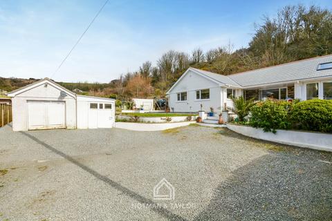 Summerhill Earls Drive, Kingsand, Torpoint, PL10 1NT