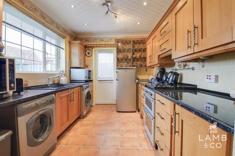 2 bedroom detached bungalow for sale, Beacon Way, Clacton-On-Sea CO16