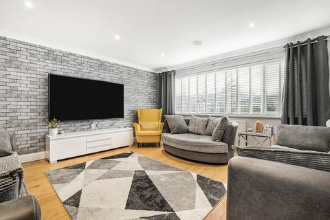 4 bedroom detached house for sale, Byron Way, Bicester, OX26