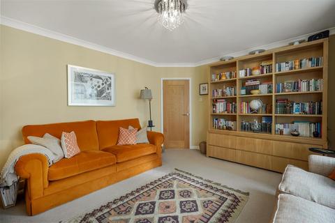 22 Brompton Walk, Darlington, DL3 8RT