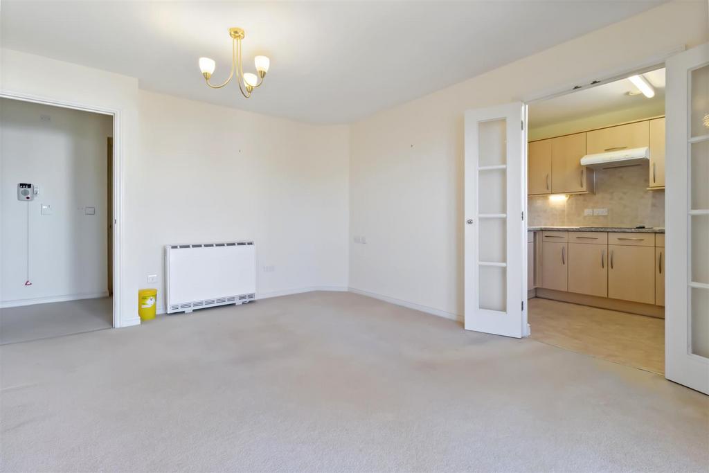 Amelia Court 31-002.jpg